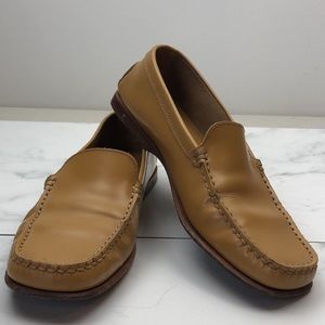 Tods Classic Ladies loafers size 7 beige /caramel